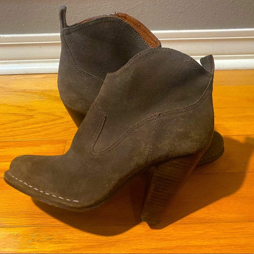 Beautiful Frye Suede Ankle Boots - Like New